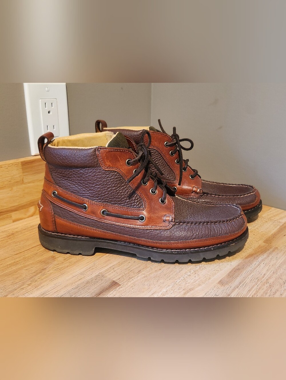 Men's L.L.Bean Two-Tone Brown Leather Moc Toe Lace-Up Boots 11